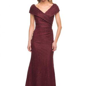 NWT La Femme 27982SC Lace Mother of the Bride Dress Burgundy Size 16